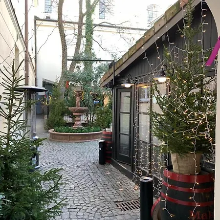 Adele Old Town *
